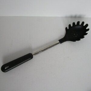 non-scratch spaghetti scoop